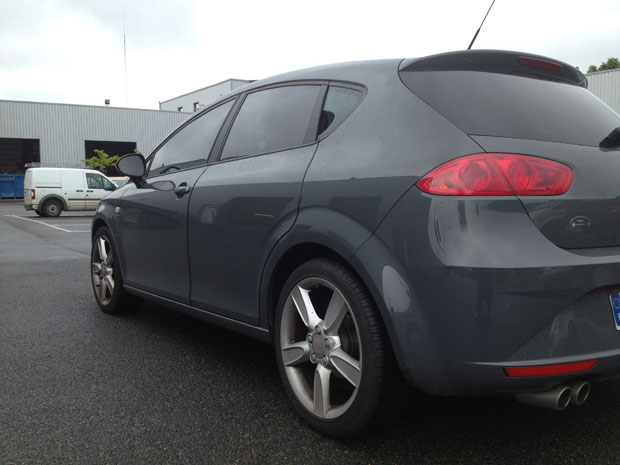 SEAT-LEON-2