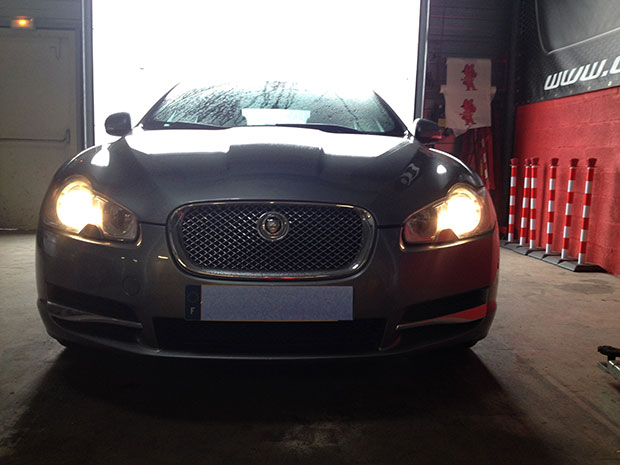 JAGUAR-XF-(6)